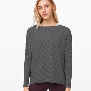 Lululemon back in action long sleeve, size 2